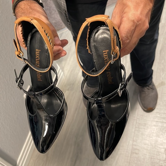 Black pumps by luxury rebel - Size 6 - Like new! - Picture 10 of 10